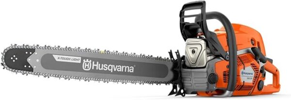 Profesjonalna piła łańcuchowa Husqvarna 592XP z prętem 60 cm, 92.7 cm³ o pojemności skokowej i tylko 7,4 kg wagi do profesjonalnego intensywnego użytkowania